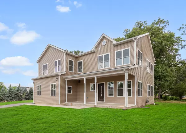 196 Arbor Ridge DR, Montgomery, IL 60538