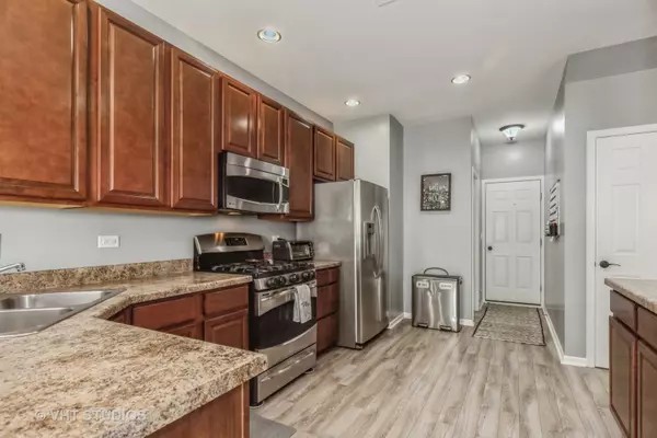 Round Lake, IL 60073,558 S Jade LN