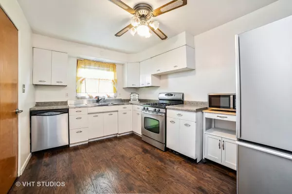 Elgin, IL 60123,871 Adams ST