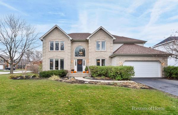 3504 Becket LN, Naperville, IL 60564