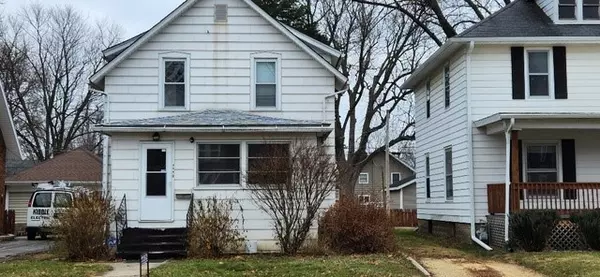 906 6th AVE, Sterling, IL 61081