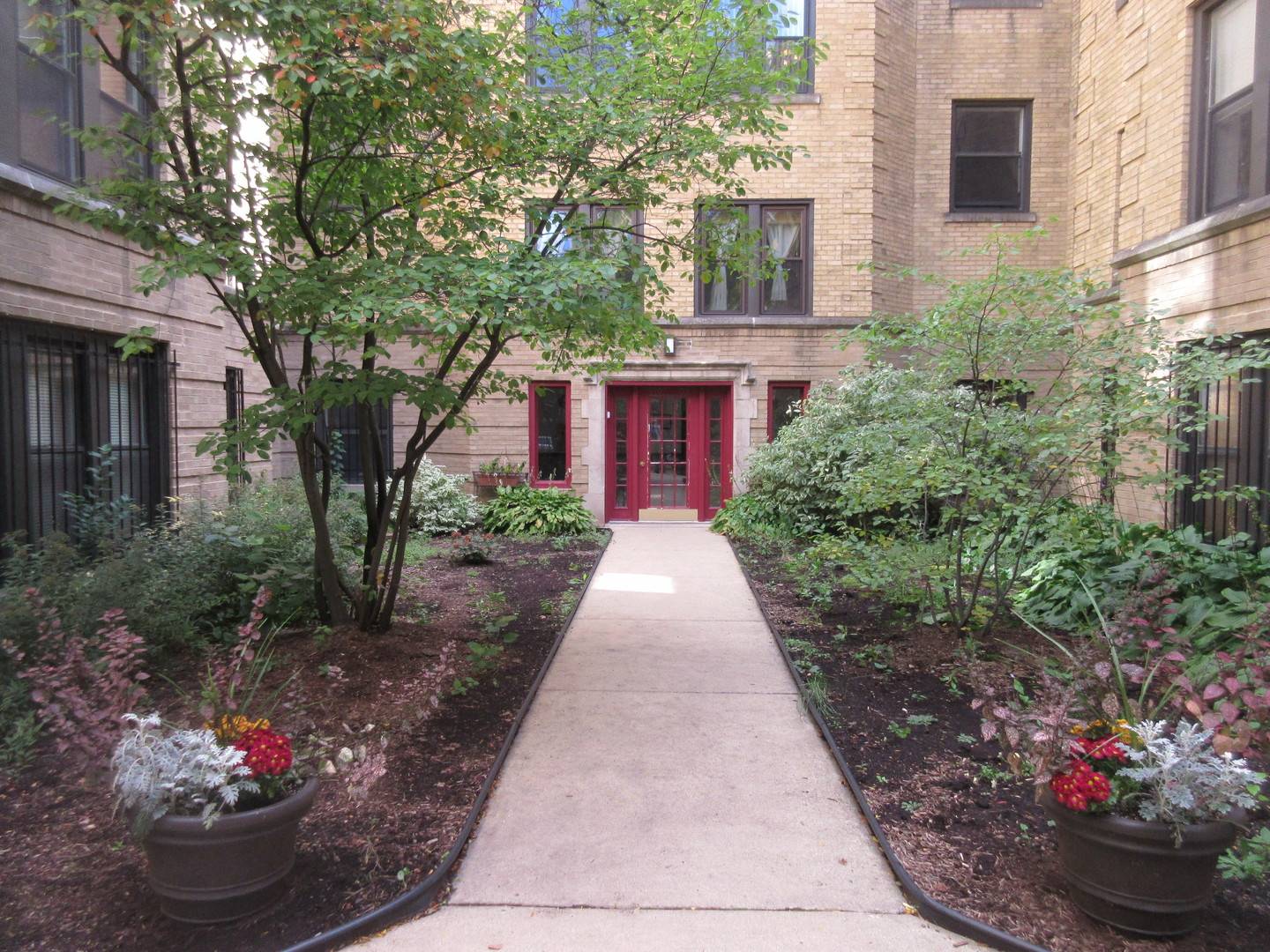 4407 N Sacramento AVE #1A, Chicago, IL 60625