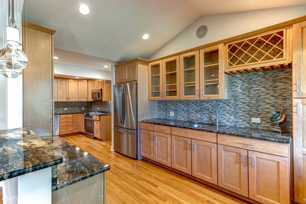 Prospect Heights, IL 60070,102 S Wheeling RD