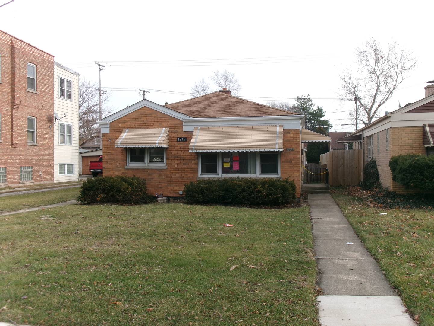 4249 Prescott AVE, Lyons, IL 60534