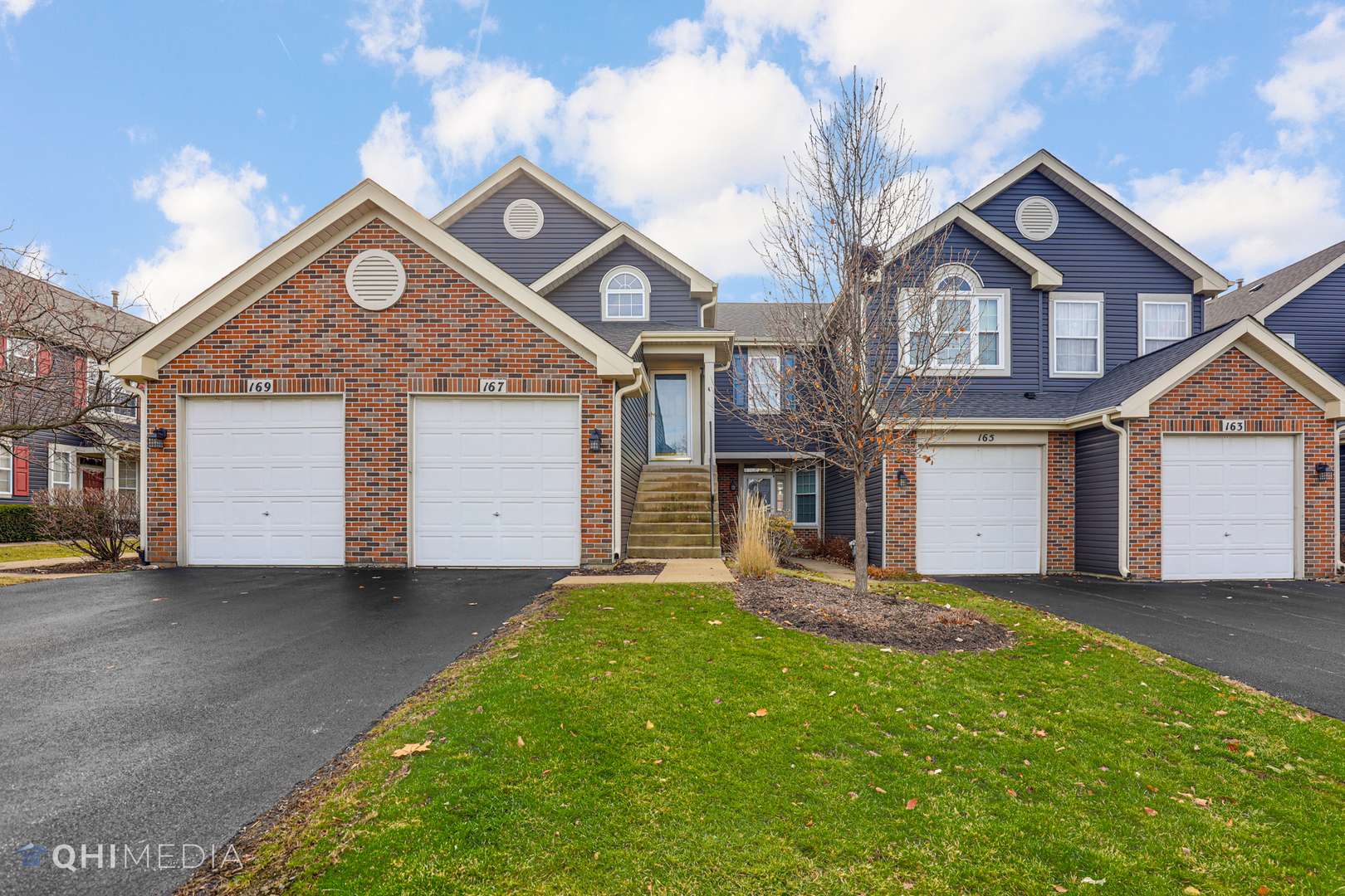 167 E Lake Ridge DR, Glendale Heights, IL 60139