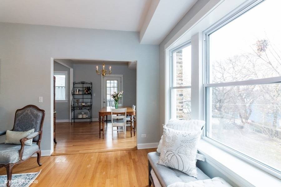 Evanston, IL 60202,1114 Main ST #3W