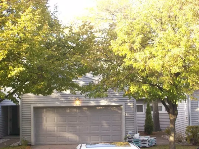 3532 Golfview DR, Hazel Crest, IL 60429