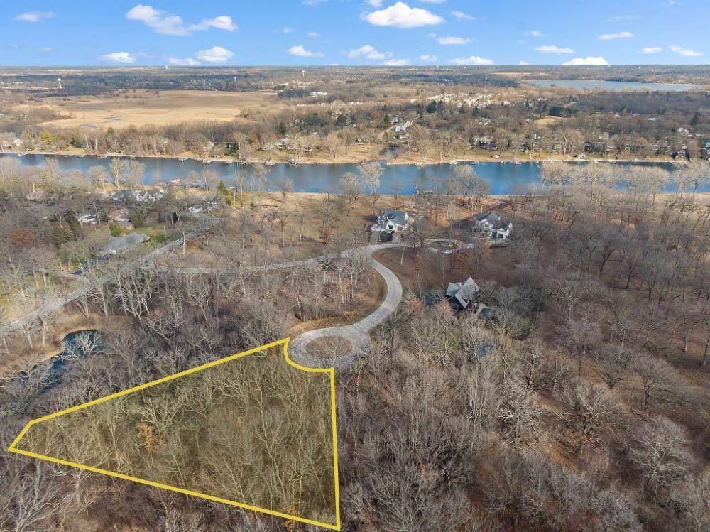 Crystal Lake, IL 60014,1304 Autumn Ridge CT