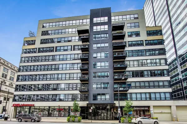 130 S Canal ST #303, Chicago, IL 60606