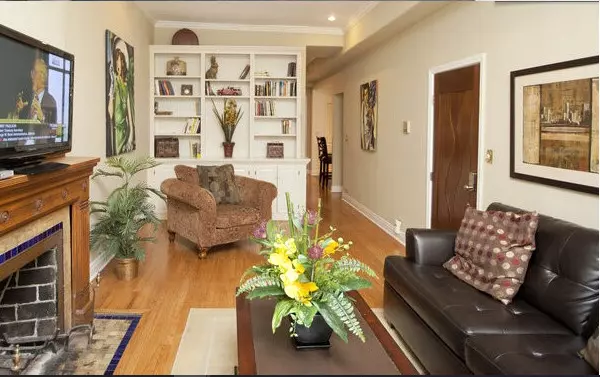 Chicago, IL 60611,55 E Cedar ST