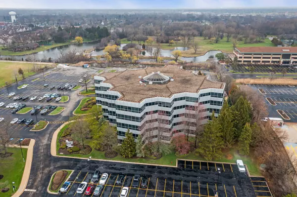 1 Transam Plaza DR #320, Oakbrook Terrace, IL 60181