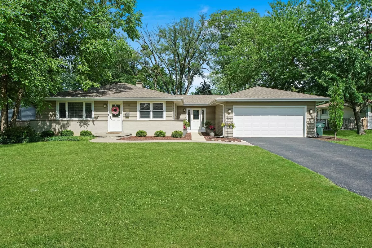 Glenview, IL 60025,1139 Huber LN