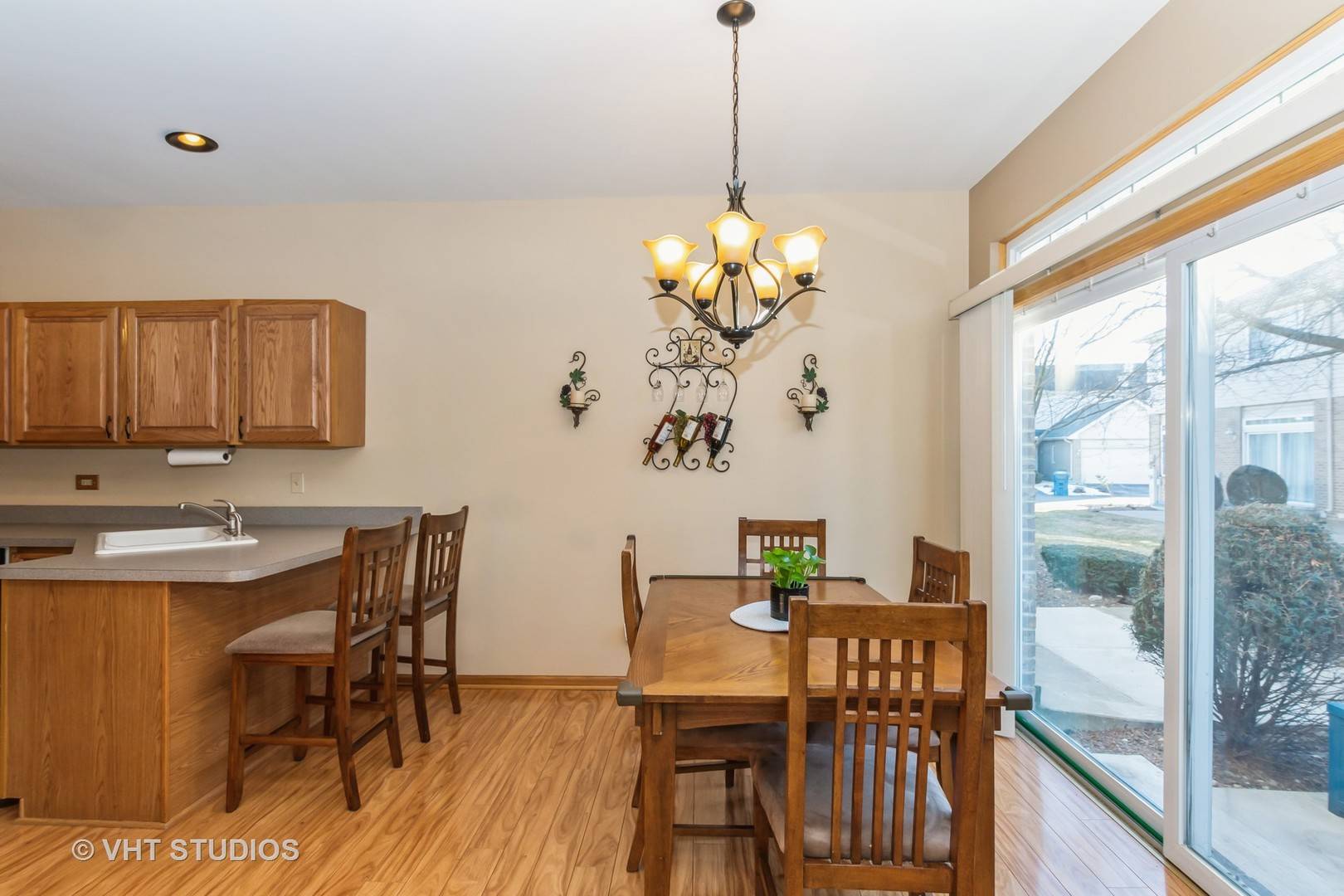 Alsip, IL 60803,5211 W Mint Julip DR