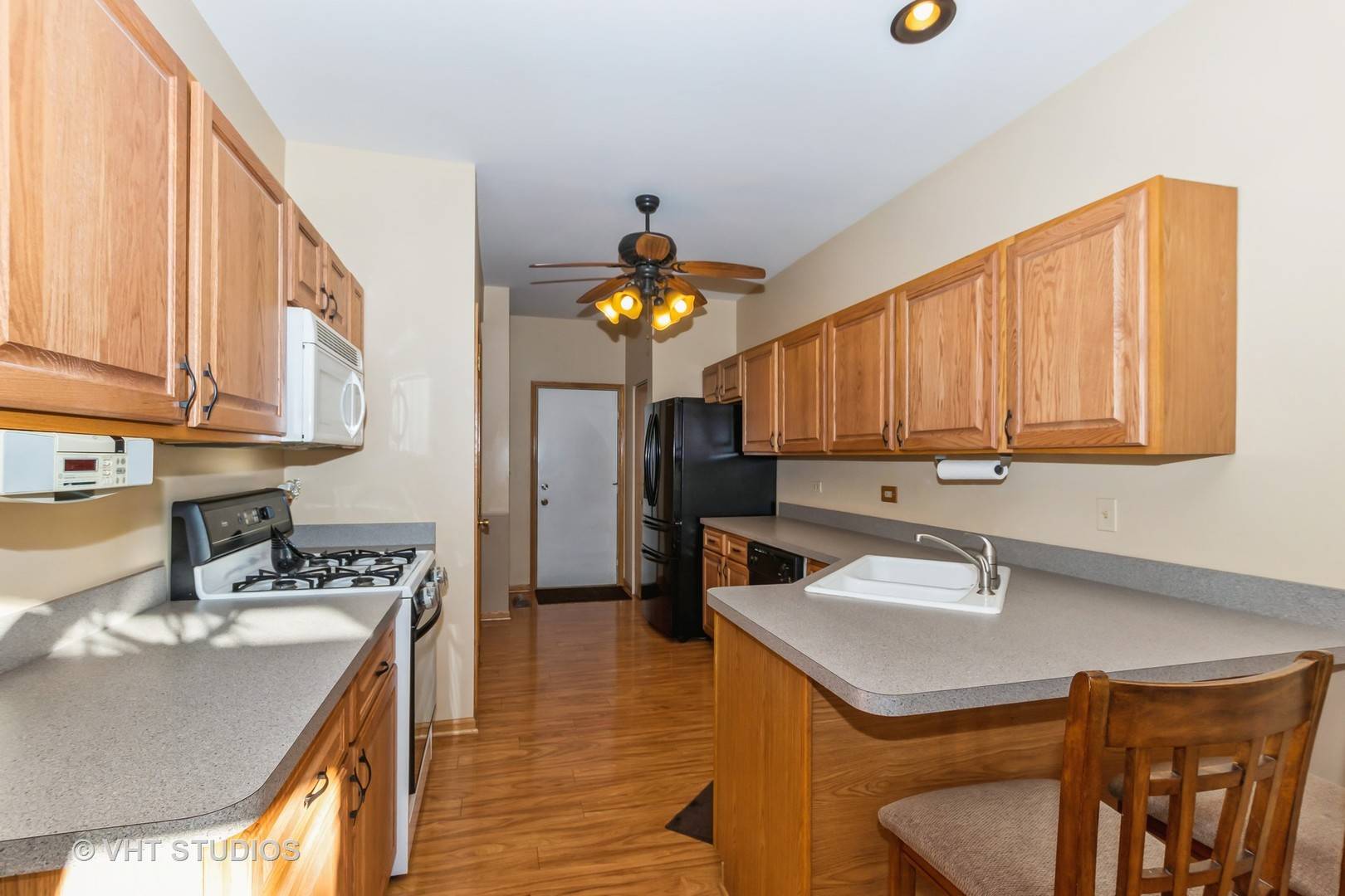 Alsip, IL 60803,5211 W Mint Julip DR
