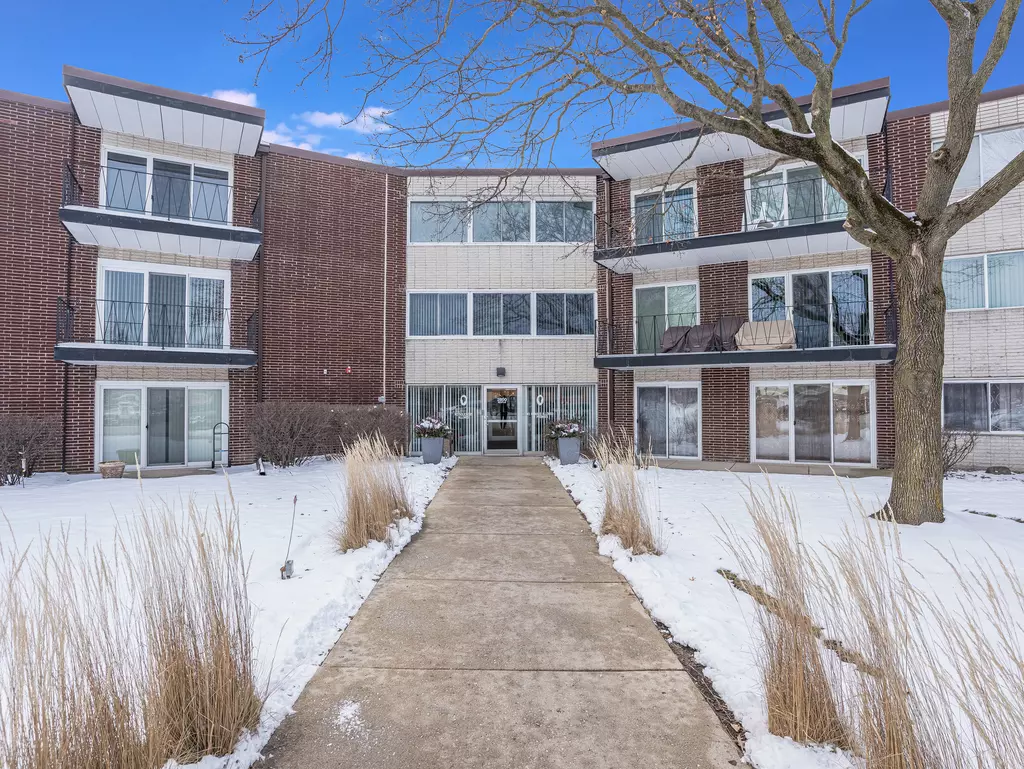 Downers Grove, IL 60515,2800 Maple AVE #36B