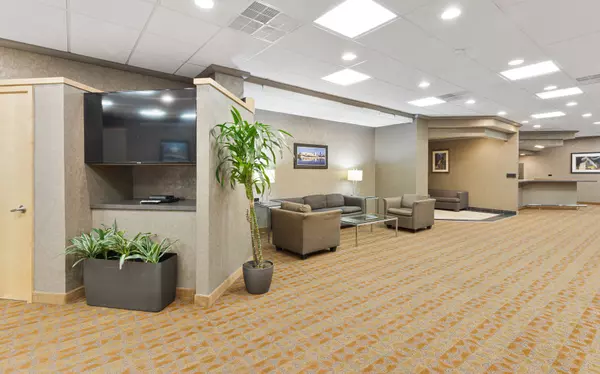 Chicago, IL 60640,5100 N Marine DR #19E