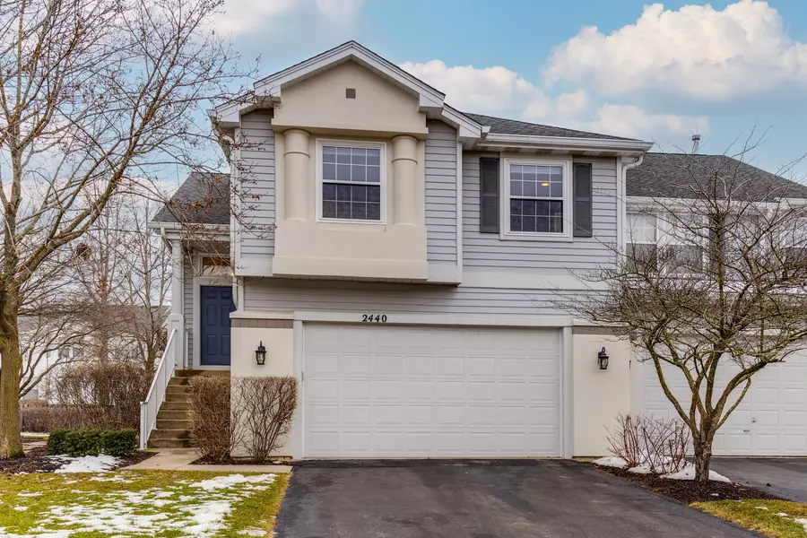 2440 Palazzo CT, Buffalo Grove, IL 60089