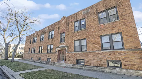 2509 W Ardmore AVE #1, Chicago, IL 60659