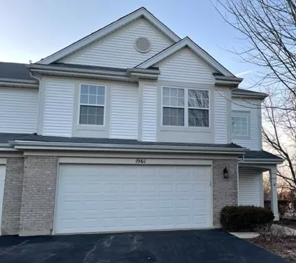 1961 Waverly WAY, Montgomery, IL 60538