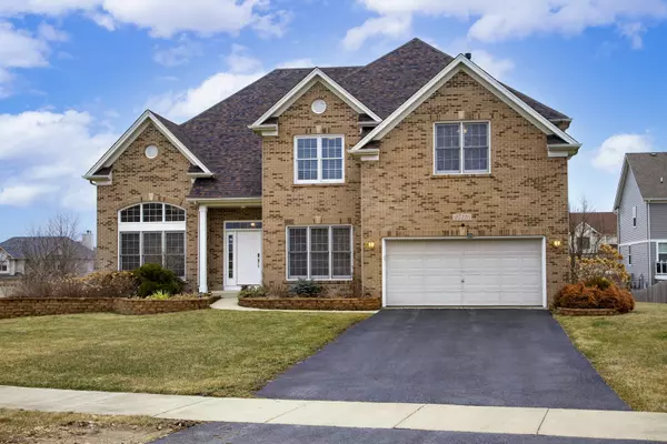 27116 Ashgate Crossing, Plainfield, IL 60585