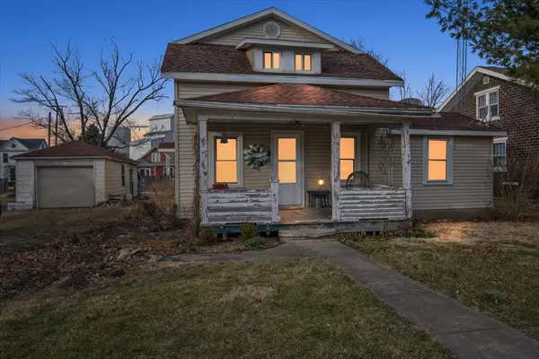 105 W Franklin ST, Carlock, IL 61725