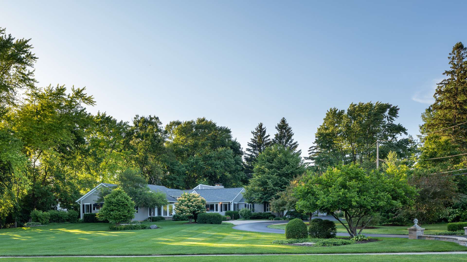 1415 Kaneville RD, Geneva, IL 60134