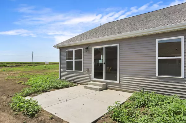 Fisher, IL 61843,606 Jerin CT