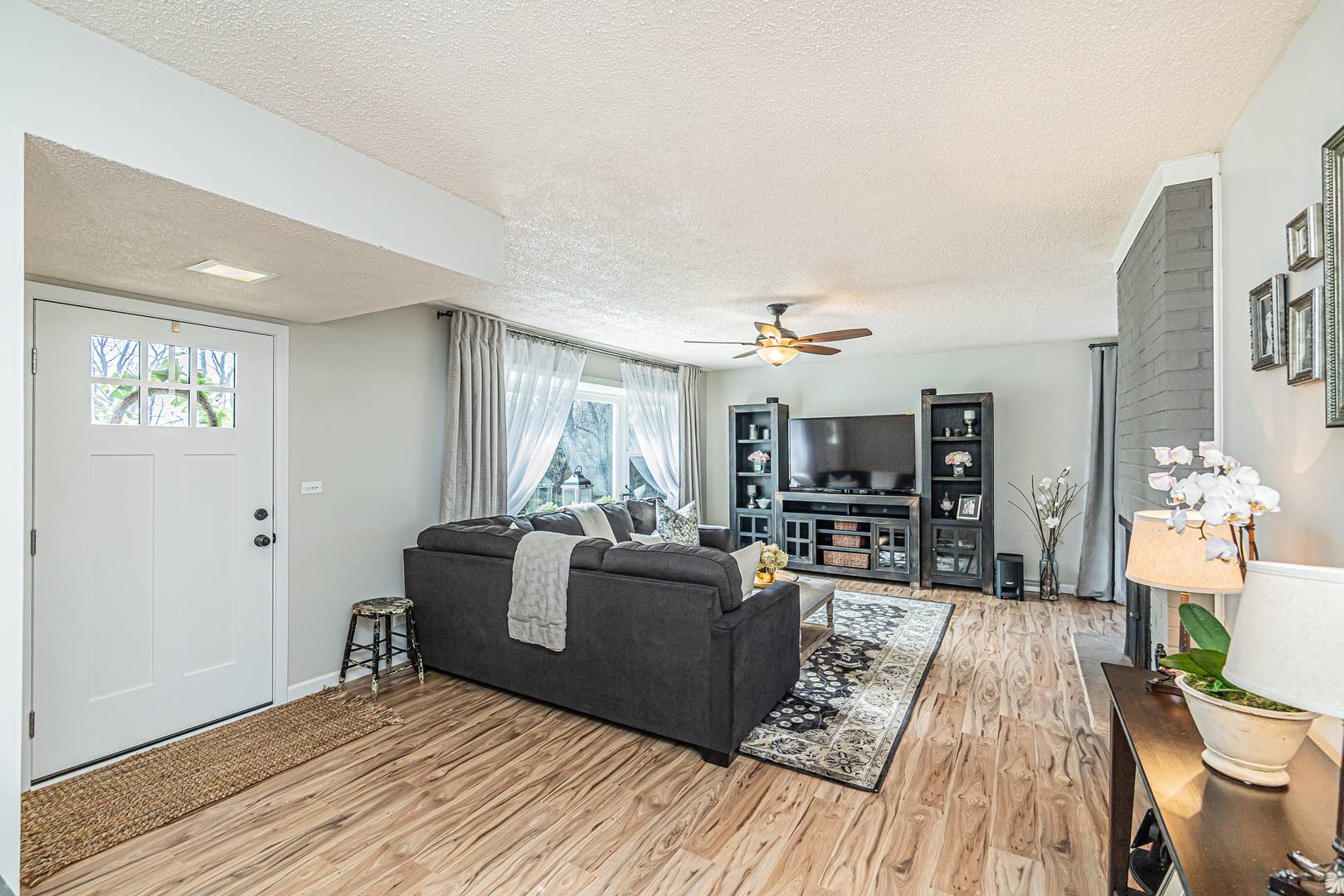 St. Charles, IL 60175,3N353 Loretta DR