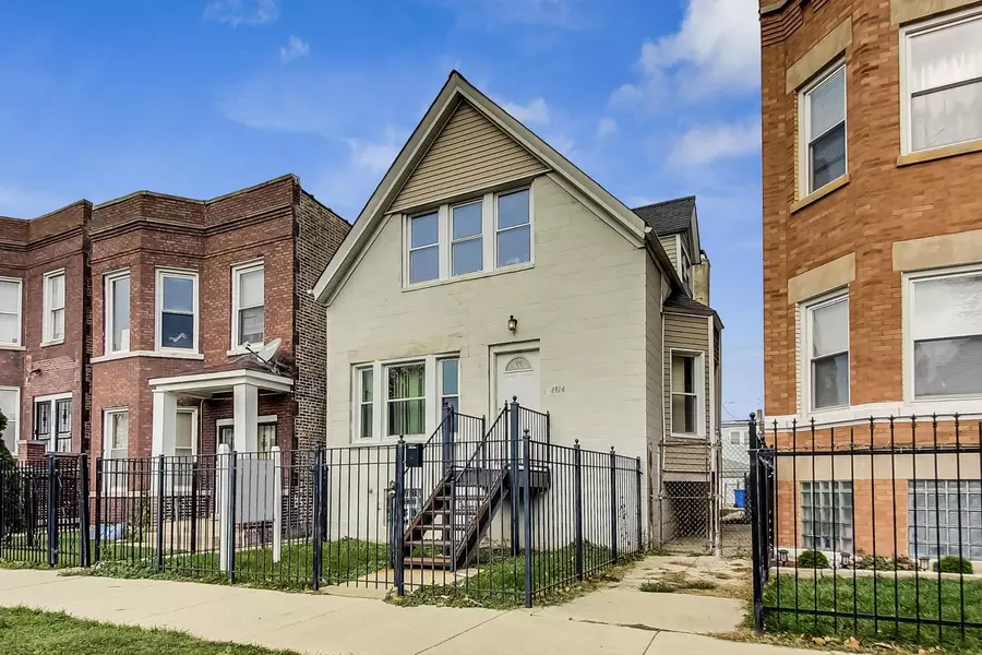 4934 W Gladys AVE, Chicago, IL 60644