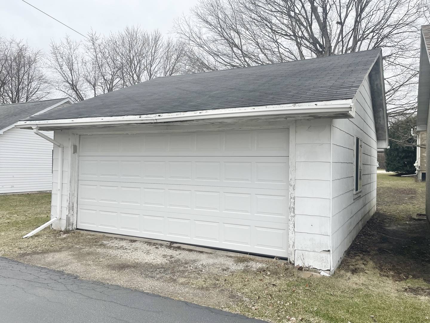 Cherry, IL 61317,109 S Taylor ST
