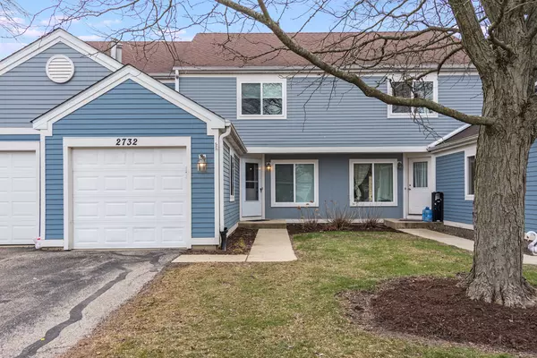 2732 Yorkshire CT, Aurora, IL 60504