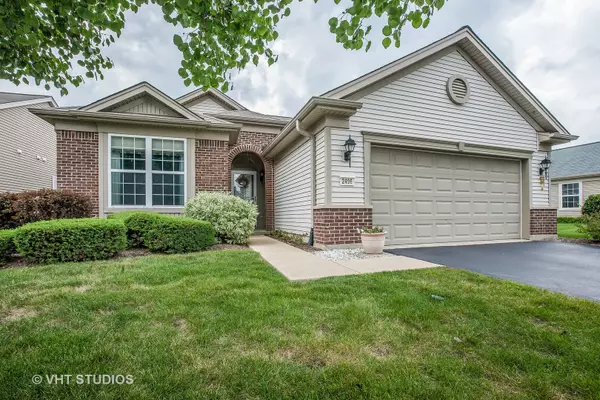 2496 Rolling Rdg, Elgin, IL 60124