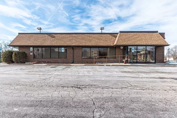 Hoffman Estates, IL 60169,1260 W Higgins RD W