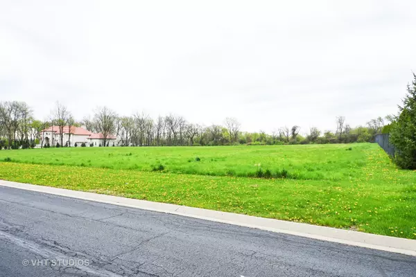 Barrington Hills, IL 60010,225 Westfield WAY