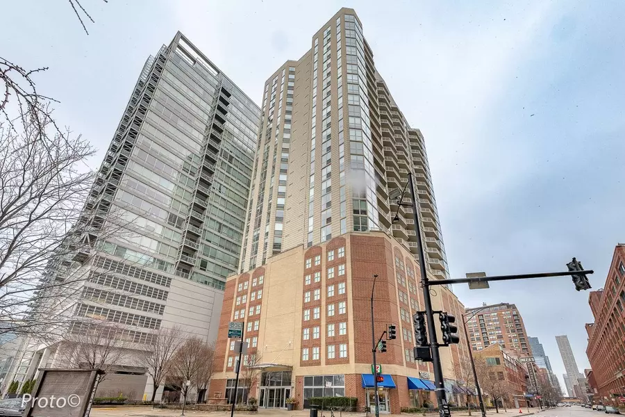 645 N Kingsbury ST #2102, Chicago, IL 60654