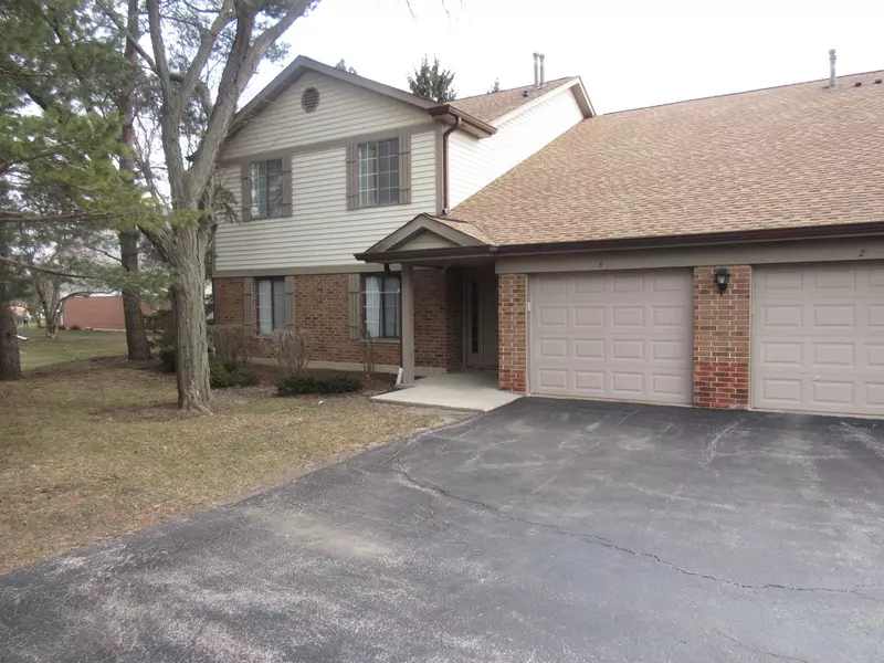 4225 N Mallard DR #3, Arlington Heights, IL 60004