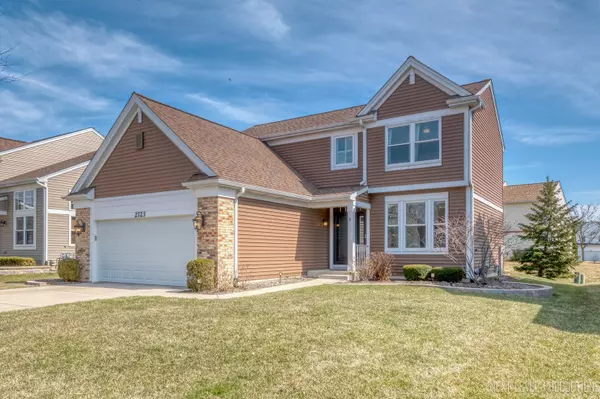 2723 Rosehall LN, Aurora, IL 60503