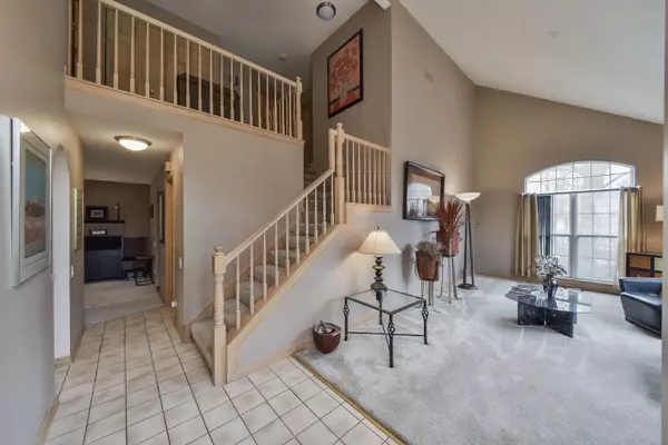 Bloomingdale, IL 60108,277 Lorraine CIR