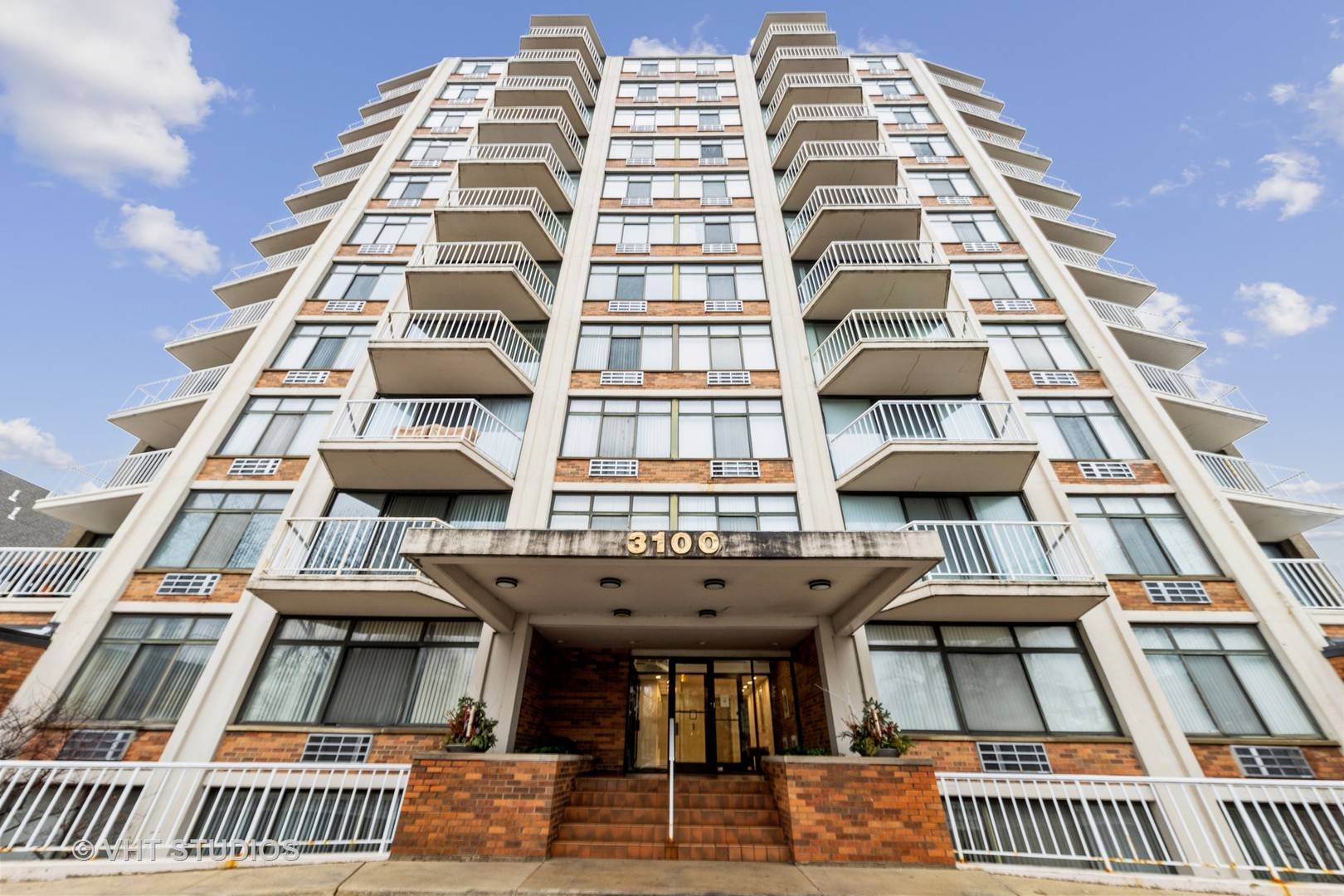Chicago, IL 60616,3100 S King DR #804