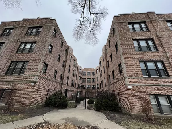 140 CLYDE AVE #2W, Evanston, IL 60202