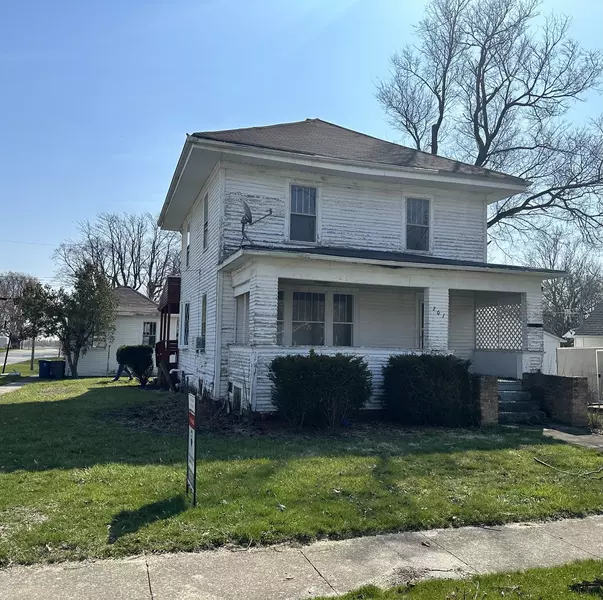 201 S Main ST, Arrowsmith, IL 61722