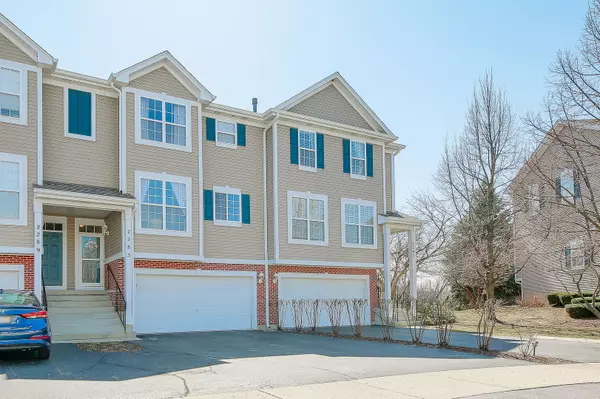 Aurora, IL 60502,2285 Hudson CIR #2285