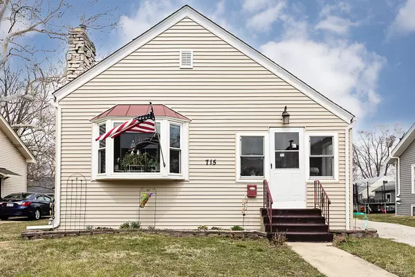 Aurora, IL 60506,715 Spruce ST