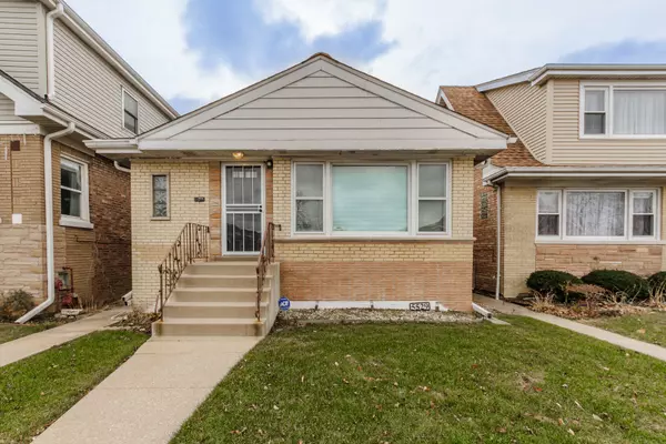 5529 W ADDISON ST, Chicago, IL 60641