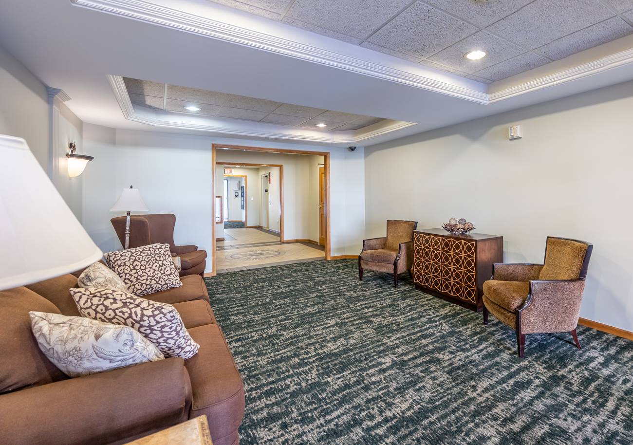 Mount Prospect, IL 60056,11 S Wille ST #1-401