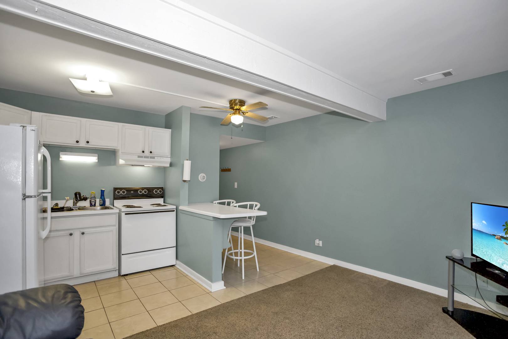 Fox Lake, IL 60020,49 Oak Hill Colony #2