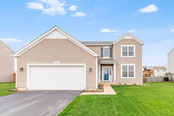 327 Pensacola ST, Yorkville, IL 60560