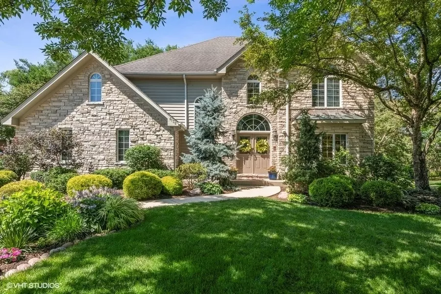 6130 Timber Ridge CT, Indian Head Park, IL 60525