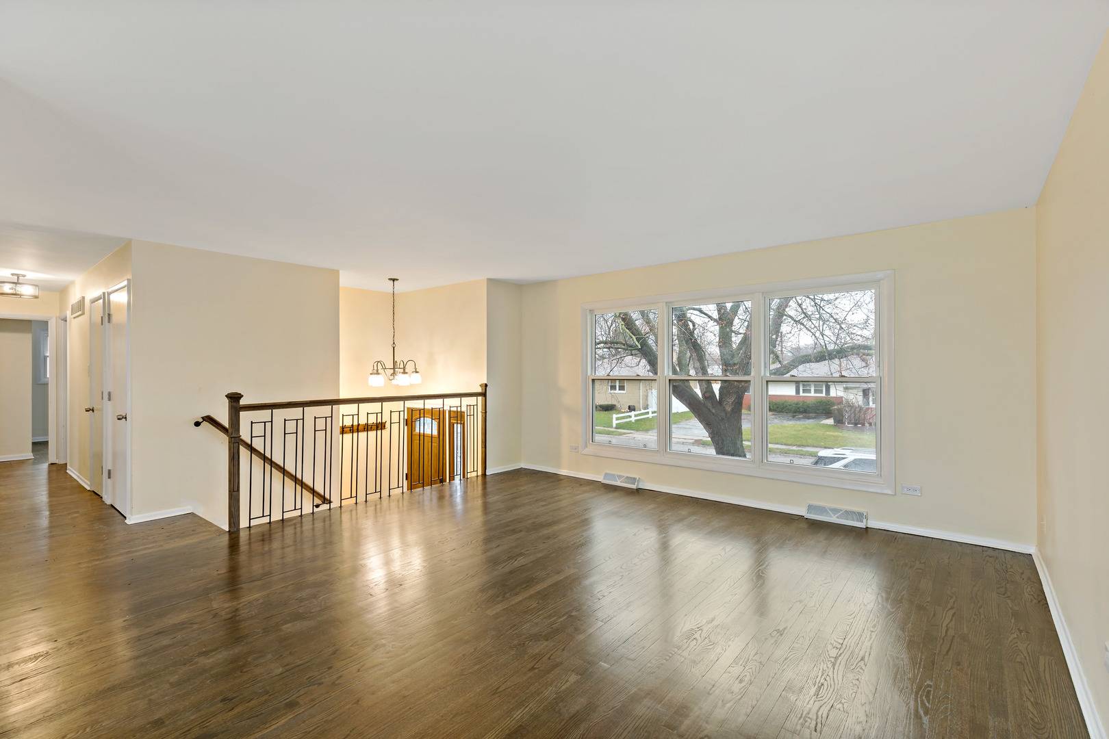Lansing, IL 60438,2326 184th ST