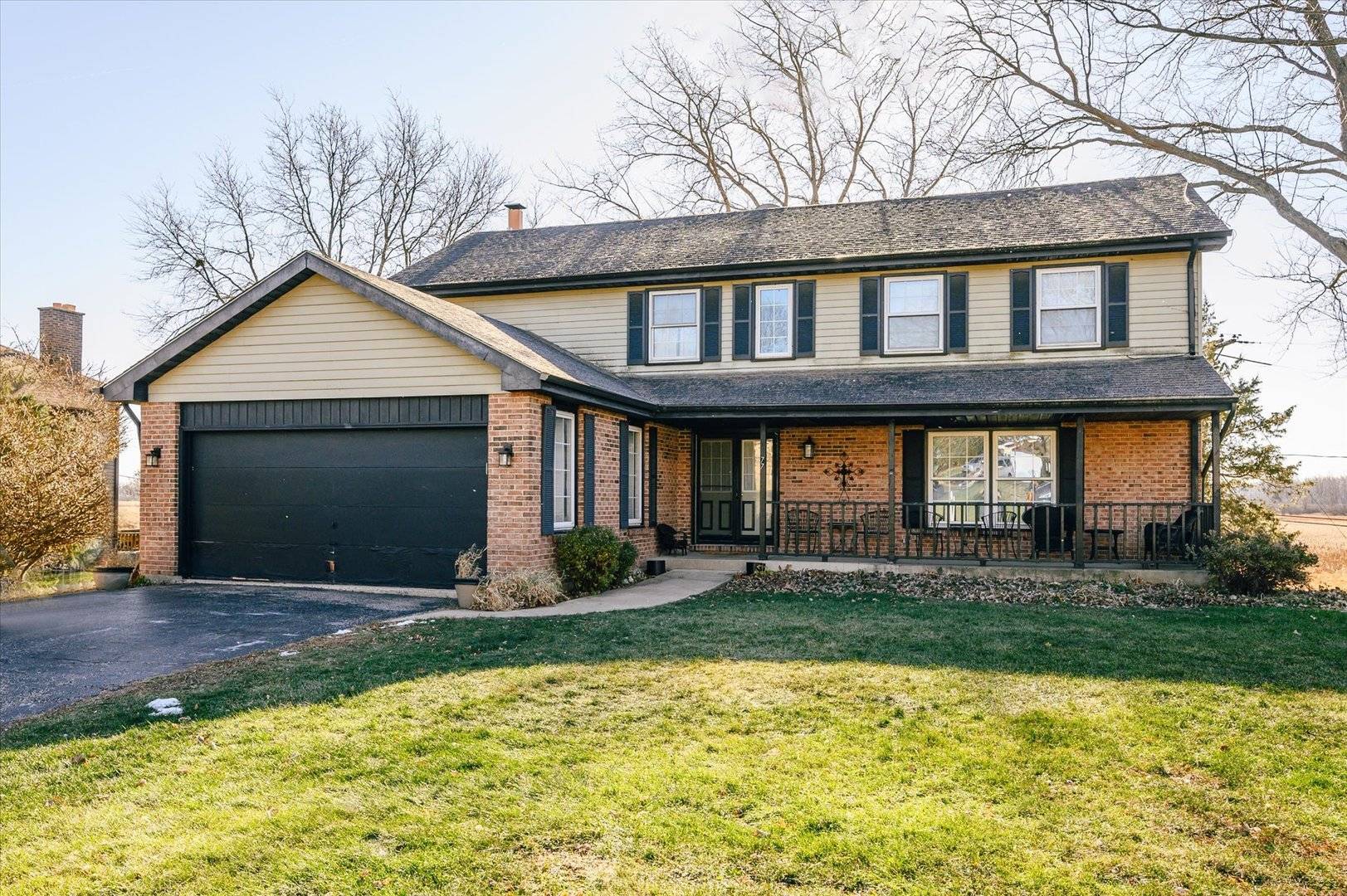 77 W Brentwood DR, Palatine, IL 60074